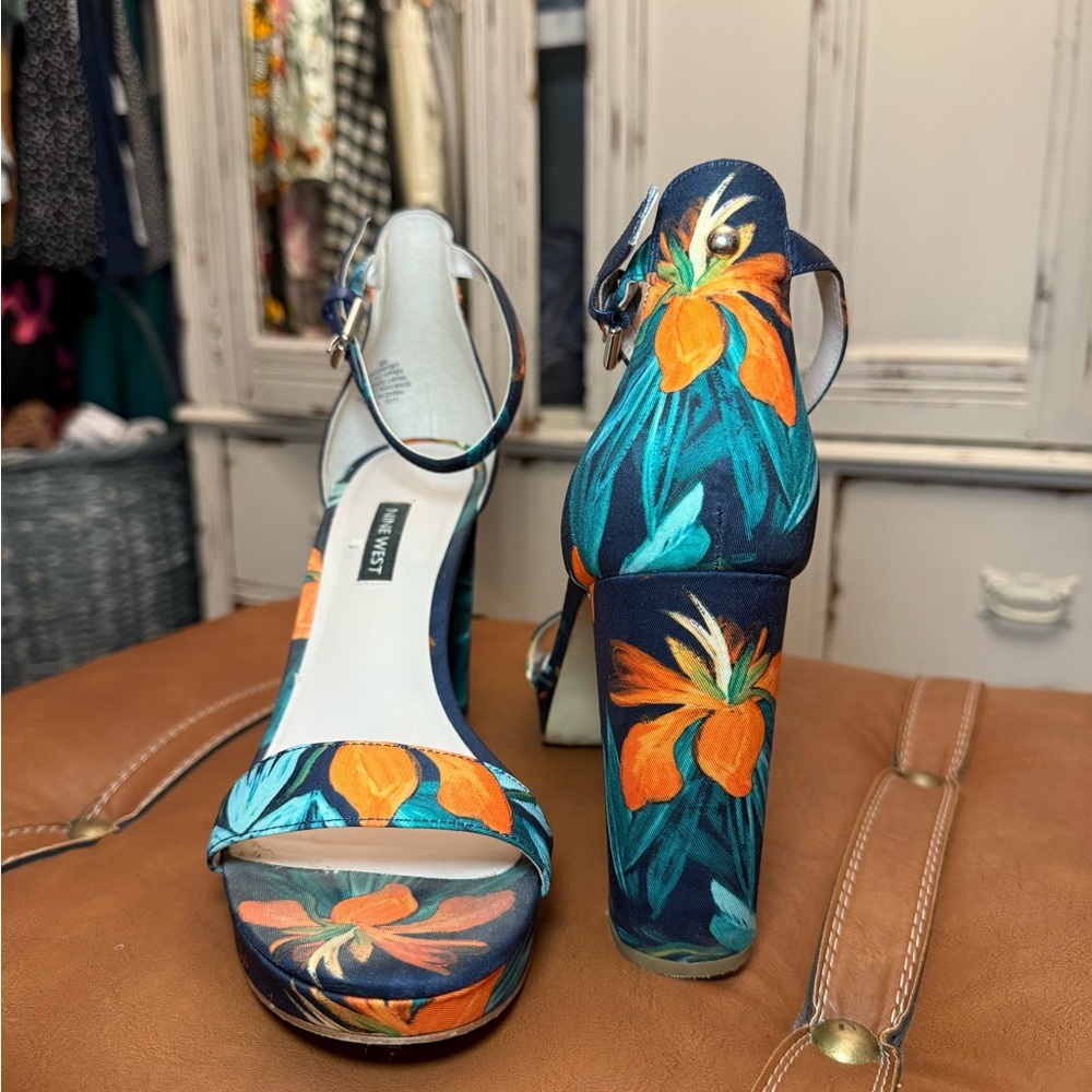 Nine West Tropical Pumps